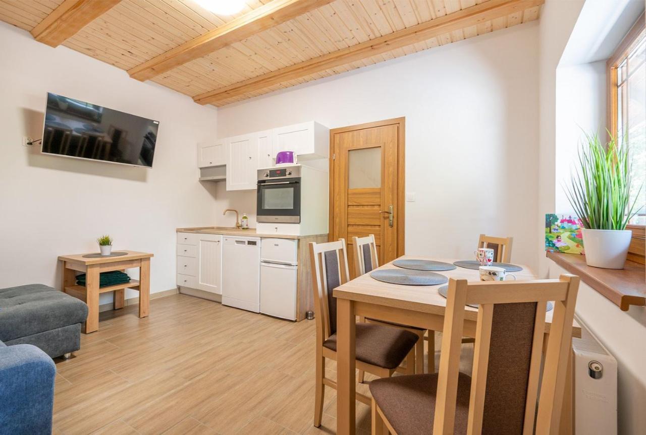 Apartamenty Stodola Jezierzany Esterno foto
