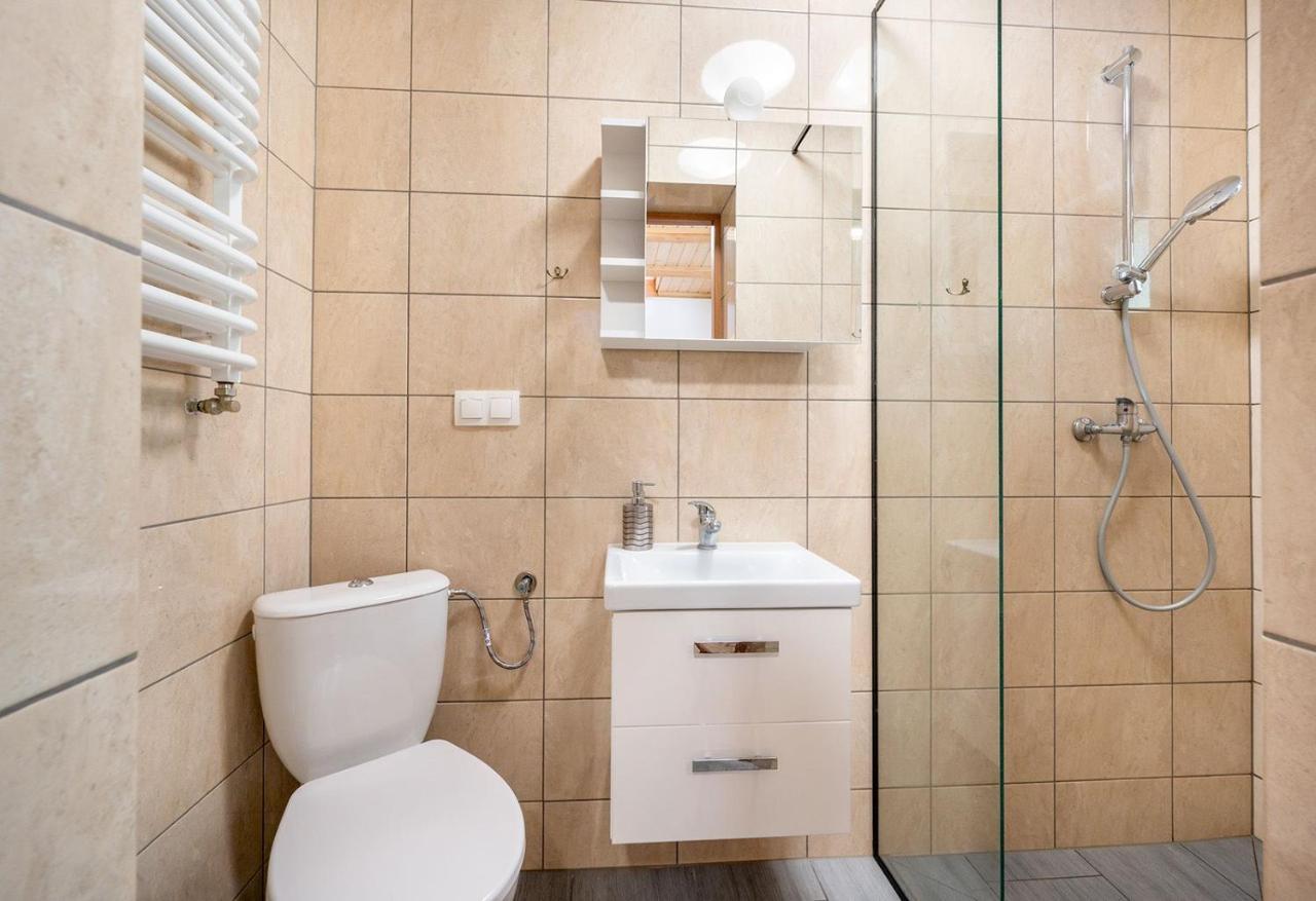 Apartamenty Stodola Jezierzany Esterno foto